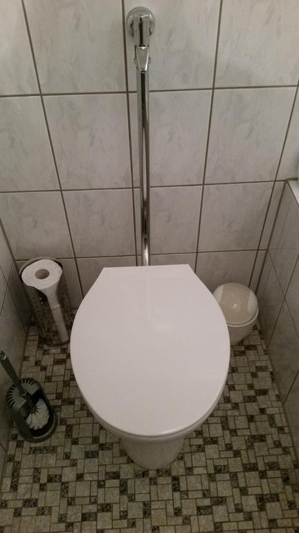 Gaestezimmer Mueller Neuss Εξωτερικό φωτογραφία